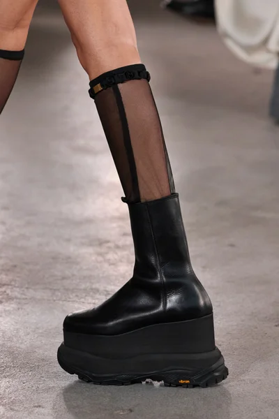 Look 29